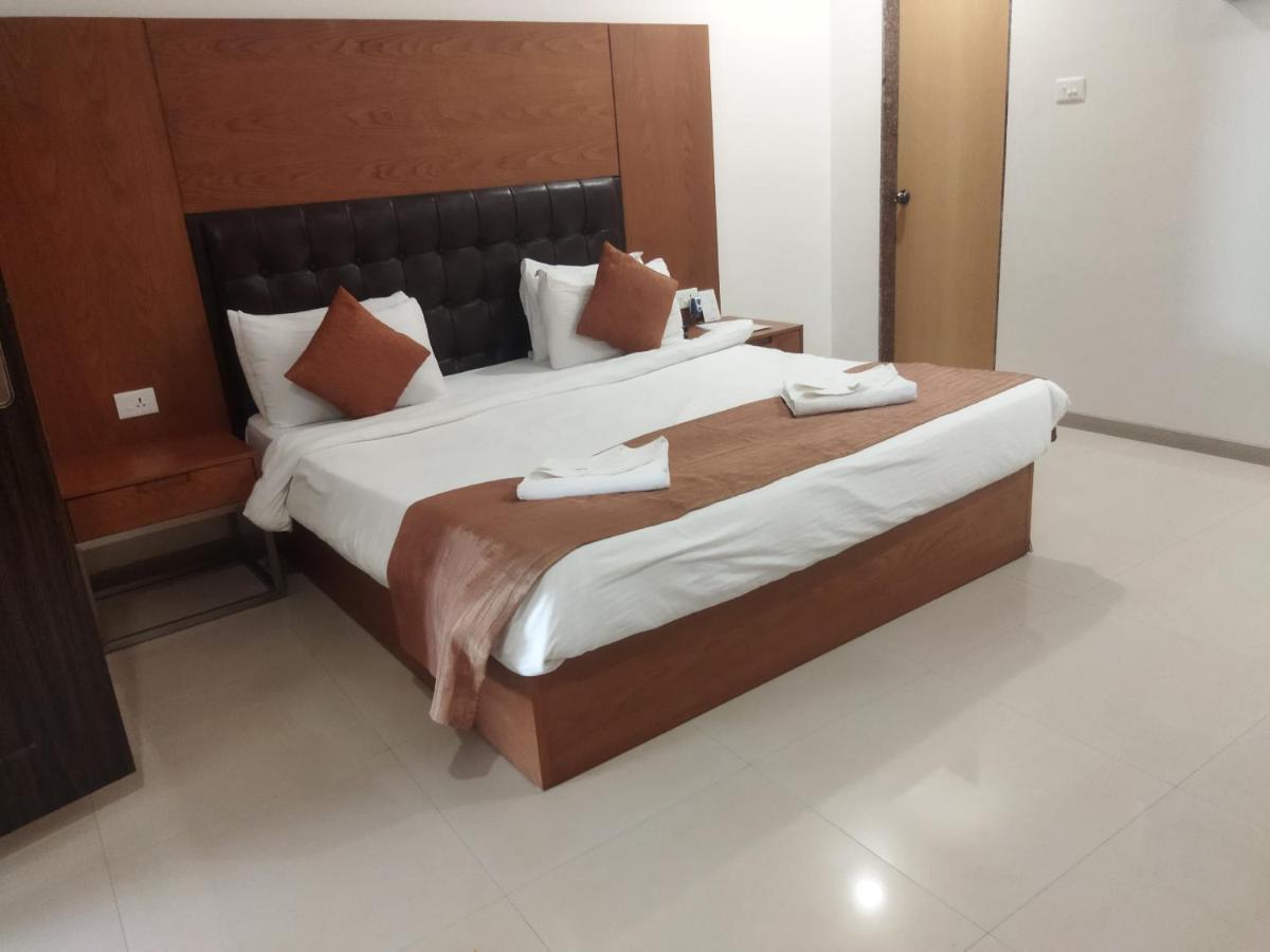 Savana Lake Resort Насик Экстерьер фото
